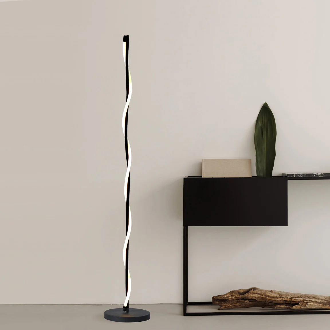 Floor Lamp Rio LED BLK