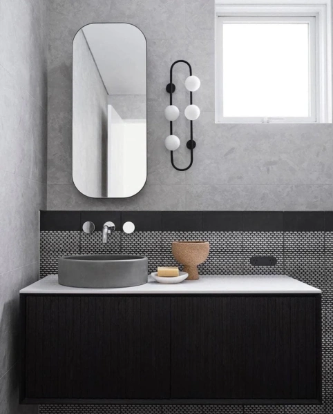 Wall light Bach Large G9 H78 BLK