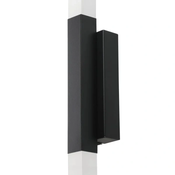 Wall light Alcudia BLK 2x4.5 Display
