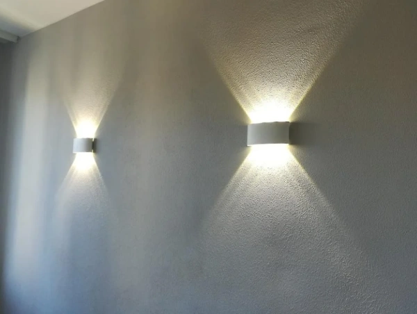 Wall light Maro Up & Down TRICol LED 6W IP54 WHT